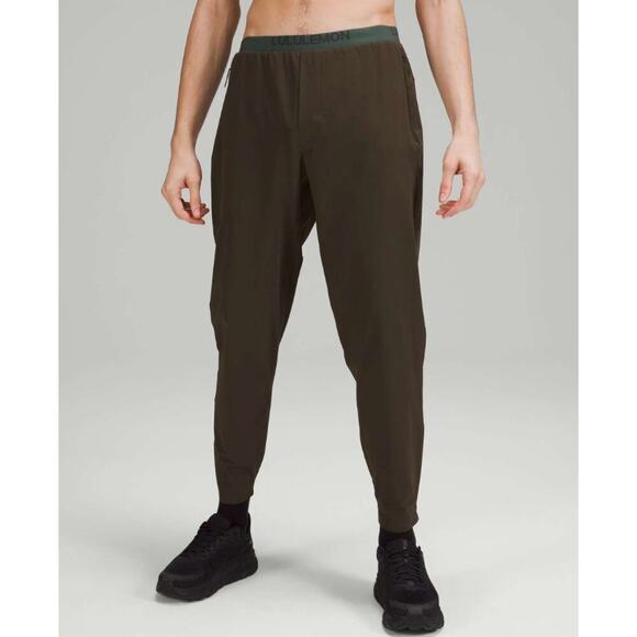 Lululemon Men's Run State Jogger olive jogger  - size large, 29" inseam - Picture 1 of 8